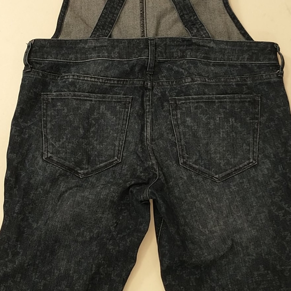 Hollister Denim Overalls Blue Jean Comfortable Stretch w Subtle Ikat Like Print - Picture 12 of 12